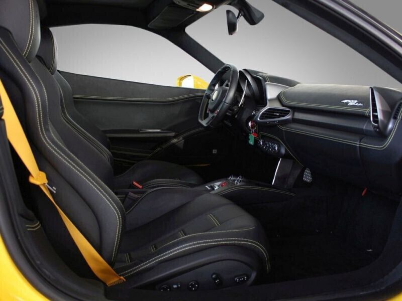 Occasion Ferrari 458 570 ch (419 kW) 2015 Jaune Coupé