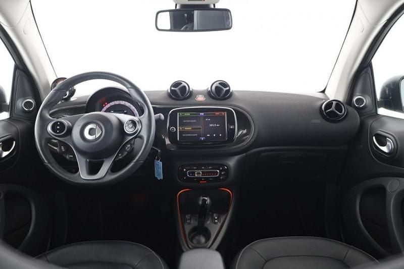 Image 3/4