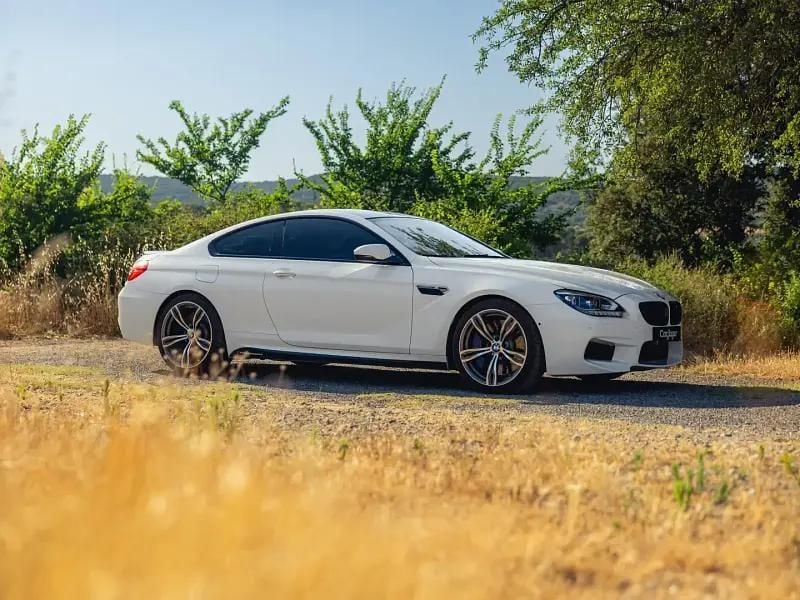 Blanc Utilisé 2012 BMW M6 Sport Line Coupé | 54 900 € - Image 1/4