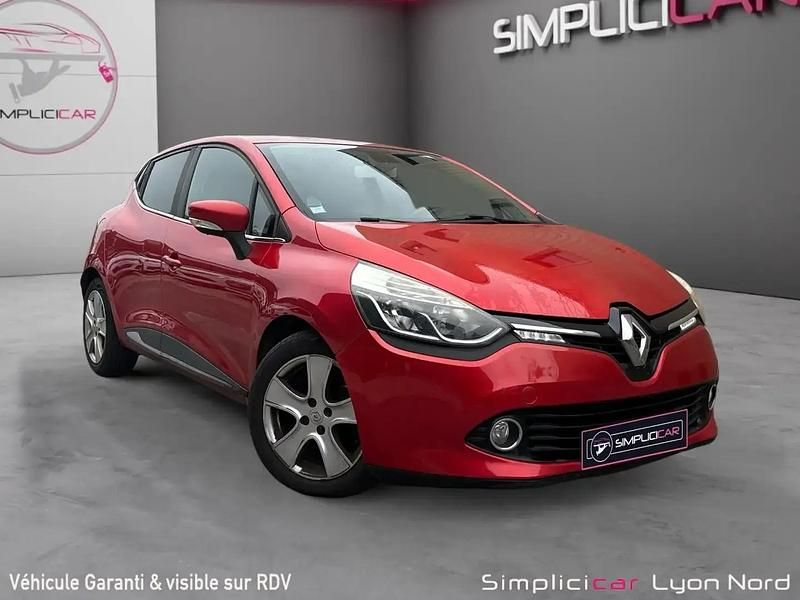 Rouge Utilisé 2016 Renault Clio IV Intens | 7 480 € (Prix juste) - Image 1/4
