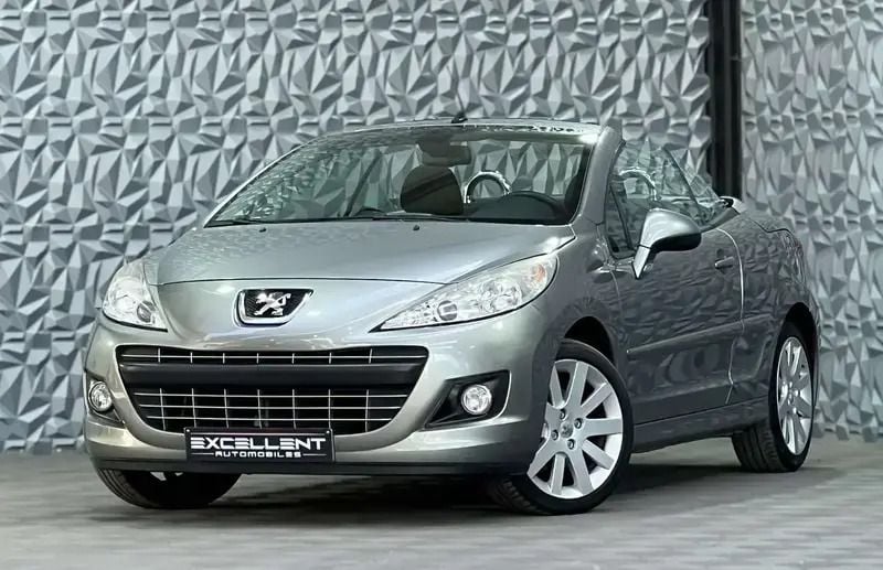 Beige Utilisé 2010 Peugeot 207 CC Cabriolet | 5 450 € (Bon prix) - Image 1/4
