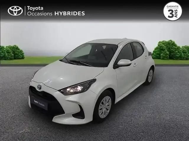 Occasion Toyota Yaris Hybrid 92 ch (67 kW) 2023 Blanc Berline