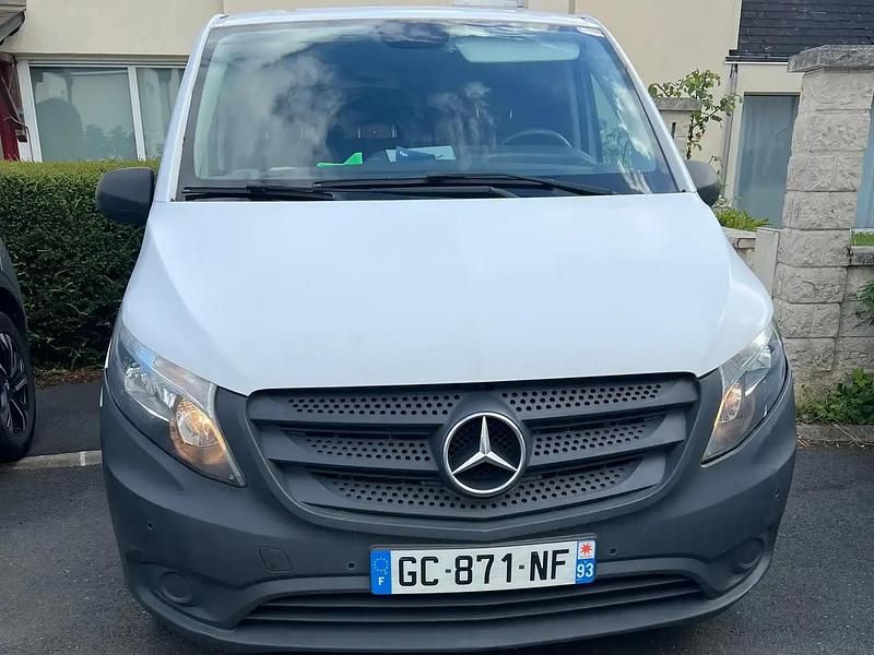 Blanc Utilisé 2021 Mercedes e-Vito Van | 15 600 € - Image 1/4