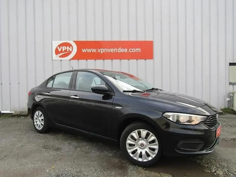 Blanc Occasion 2016 Fiat Tipo Easy Berline | 7 490 € (Bon prix) - Image 1/4
