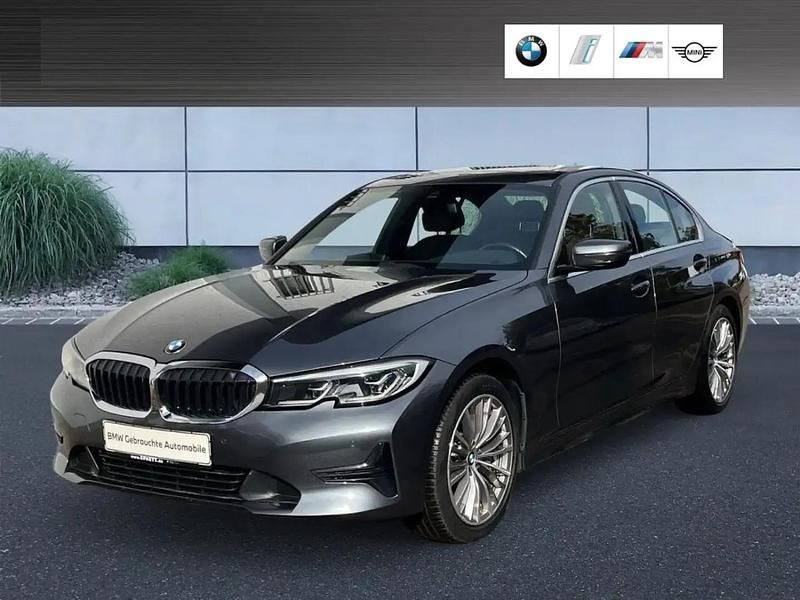 Gris Utilisé 2021 BMW 330 Advantage Berline | 36 800 € (Bon prix) - Image 1/4
