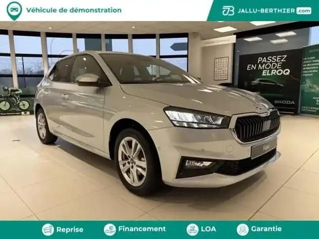 Occasion Skoda Fabia Clever 2025 Gris argent métallisé Berline