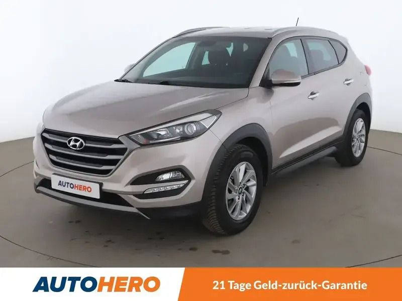 Gris Utilisé 2015 Hyundai Tucson SUV | 13 490 € (Prix juste) - Image 1/2