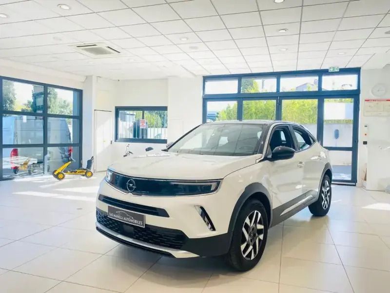 Blanc Utilisé 2023 Opel Mokka Elegance SUV | 25 490 € (Prix cher) - Image 1/4