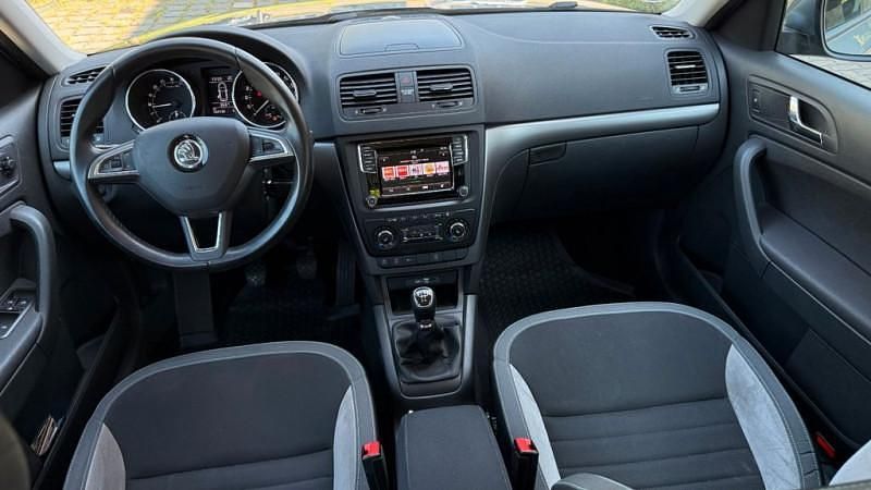 Utilisé 2016 Skoda Yeti SUV | 16 900 € (Prix assez cher) - Image 1/4