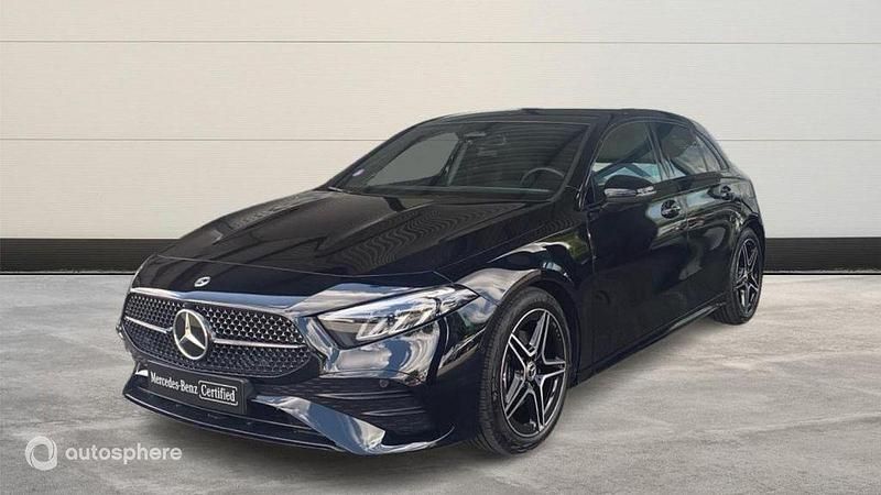 Noir Utilisé 2024 Mercedes A200 AMG line Berline | 35 499 € (Prix juste) - Image 1/4