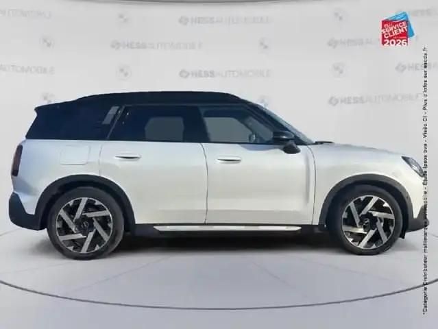 Occasion Mini Countryman Favoured 22 kW (30 ch) 2025 Nanuq white SUV