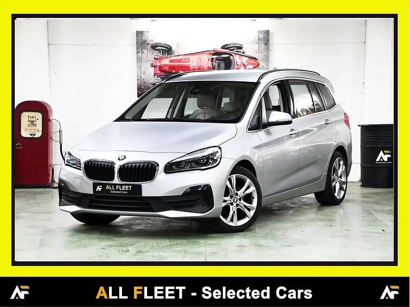 Argent Occasion 2021 BMW 216 Sport Line Monospace | 15 990 € (Prix juste) - Image 1/4
