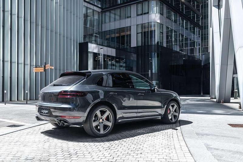 Occasion Porsche Macan Turbo Performance Package 441 ch (324 kW) 2017 Gris SUV