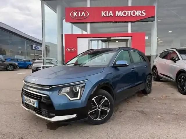 Bleu minã©ral mã©tallisã© Occasion 2022 Kia Niro Active SUV | 26 999 € (Prix assez cher) - Image 1/4