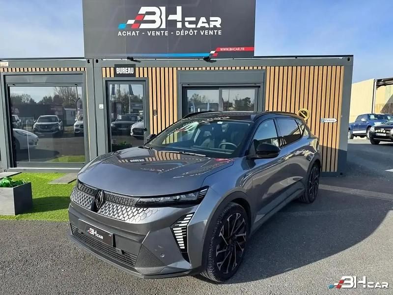 Gris Occasion 2024 Renault Scénic Techno Monospace | 36 990 € (Prix juste) - Image 1/4
