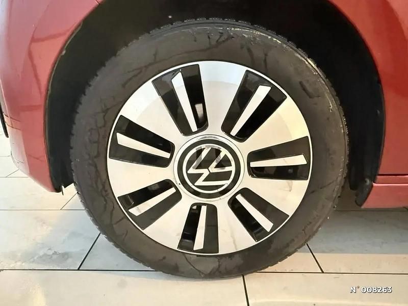 Occasion VW e-up! Life 61 kW (83 ch) 2022 Rouge Citadine