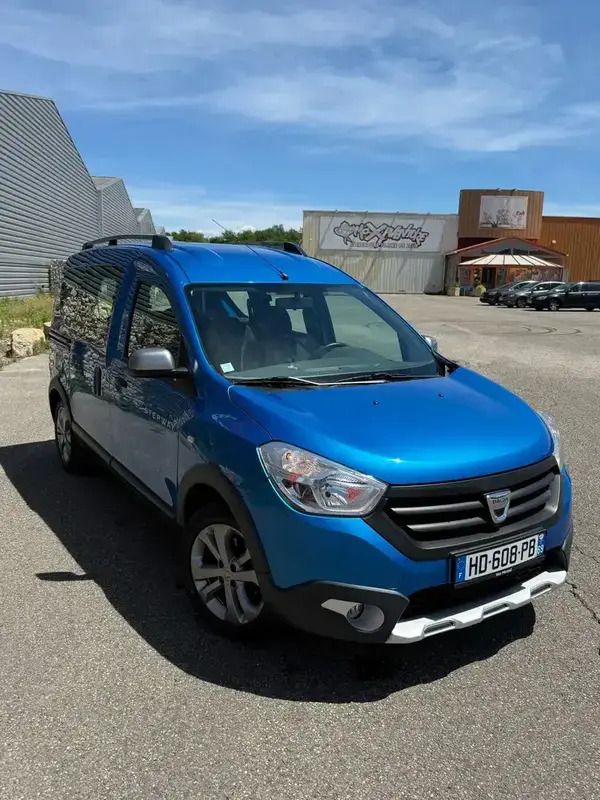 Utilisé 2015 Dacia Dokker Stepway Van | 9 990 € (Bon prix) - Image 1/4