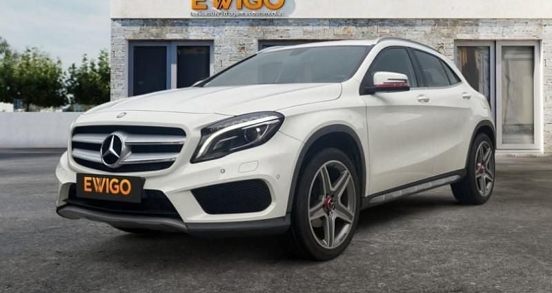 Blanc Occasion 2015 Mercedes GLA200 AMG SUV | 14 950 € (Prix juste) - Image 1/4