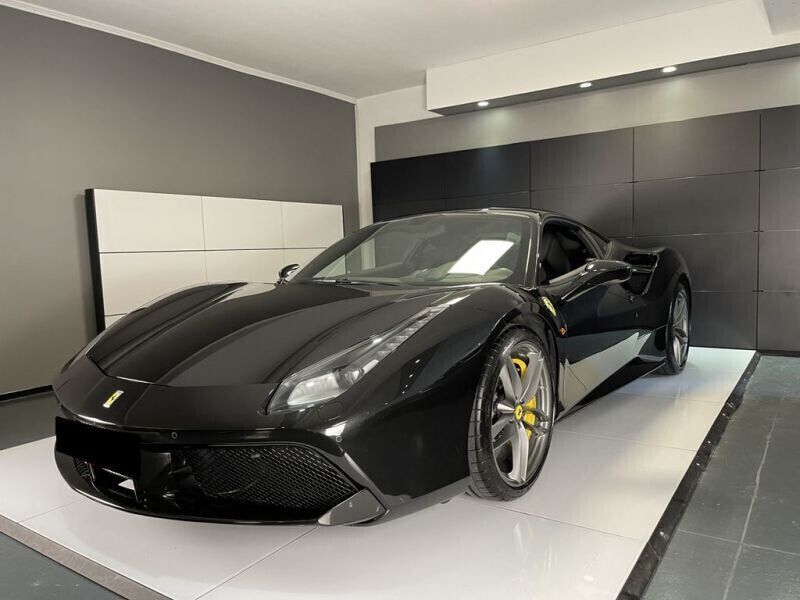 Noir Utilisé 2016 Ferrari 488 Cabriolet | 247 500 € (Prix juste) - Image 1/4