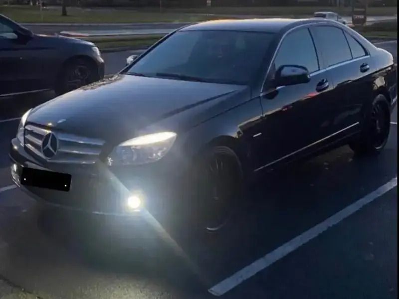 Noir Utilisé 2008 Mercedes C200 Avantgarde Berline | 7 990 € - Image 1/4