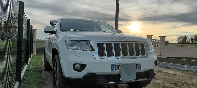 Blanc Utilisé 2011 Jeep Grand Cherokee Overland SUV | 17 300 € - Image 1/4