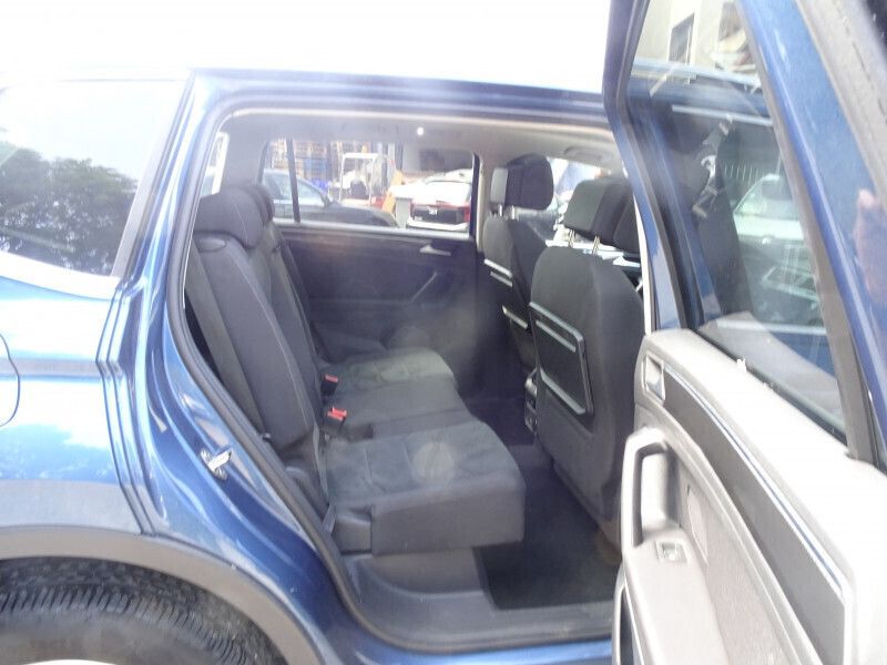 Image 3/3