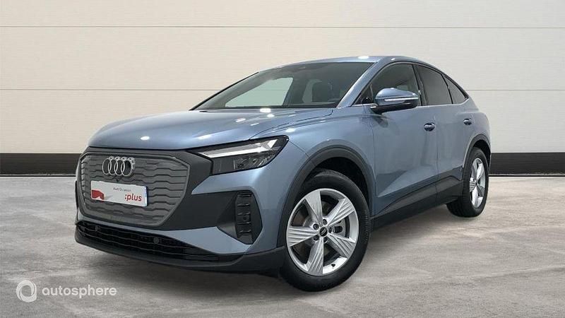 Bleu Utilisé 2025 Audi Q4 Sportback e-tron Business SUV | 59 900 € - Image 1/4
