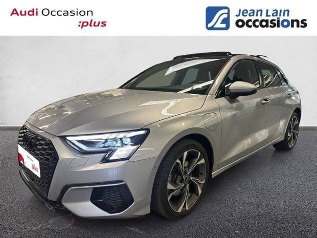 Utilisé 2023 Audi A3 e-tron Design Citadine | 37 490 € (Prix assez cher) - Image 1/4