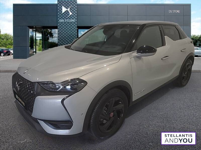 Gris Utilisé 2022 DS Automobiles DS3 Crossback E-Tense Performance Line Plus SUV | 21 990 € (Prix juste) - Image 1/4