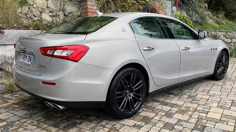 Occasion Maserati Ghibli 275 ch (202 kW) 2014 Beige Coupé