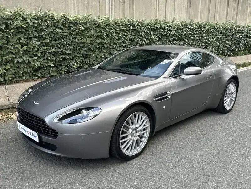 Gris Utilisé 2008 Aston Martin V8 Vantage Coupé | 57 000 € - Image 1/4