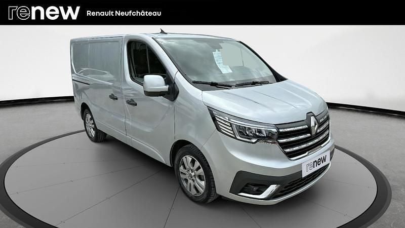 Gris highland Utilisé 2022 Renault Trafic Van | 29 900 € (Prix juste) - Image 1/4