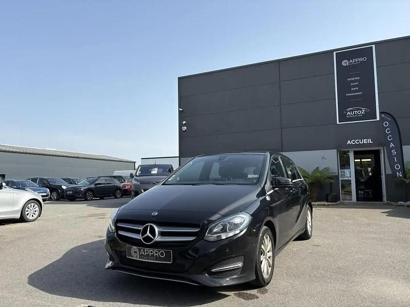 Noir Utilisé 2017 Mercedes B160 Business Monospace | 12 900 € - Image 1/4