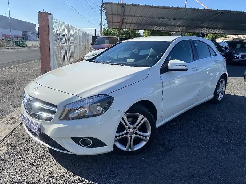 Utilisé 2015 Mercedes 180 Berline | 9 990 € - Image 1/4