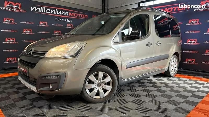 Beige Utilisé 2016 Citroën Berlingo XTR Monospace | 12 490 € (Prix juste) - Image 1/4