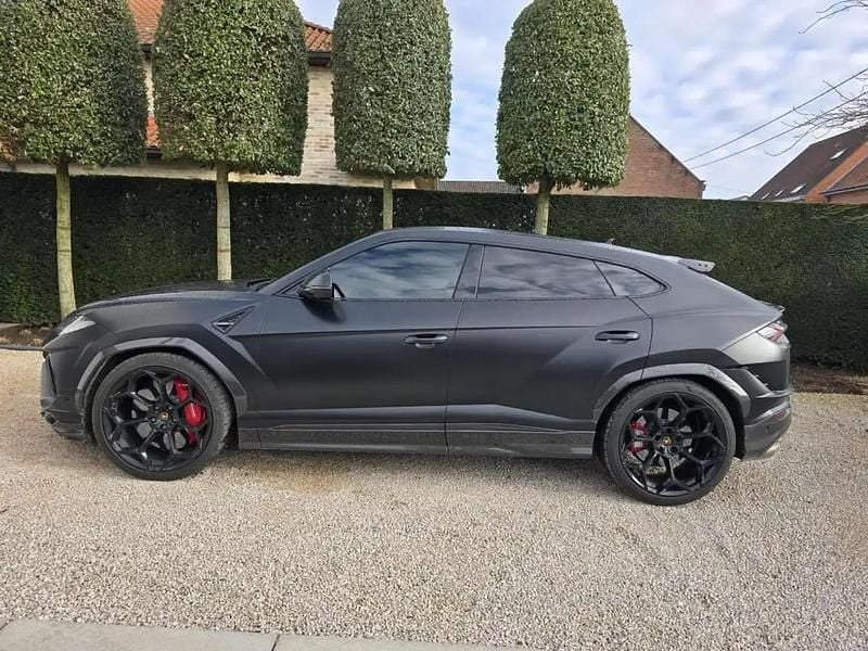 Occasion Lamborghini Urus 666 ch (489 kW) 2024 Noir SUV