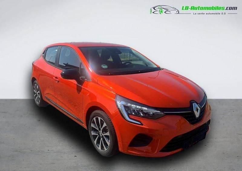 Utilisé 2023 Renault Clio V Citadine | 18 500 € (Prix assez cher) - Image 1/4