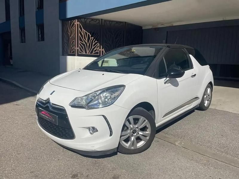 Blanc Utilisé 2013 Citroën DS3 So Chic Berline | 7 990 € (Prix assez cher) - Image 1/4