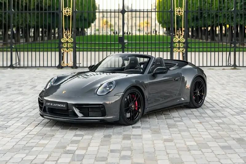 Gris Utilisé 2022 Porsche 911 Carrera GTS Cabriolet | 209 900 € - Image 1/4