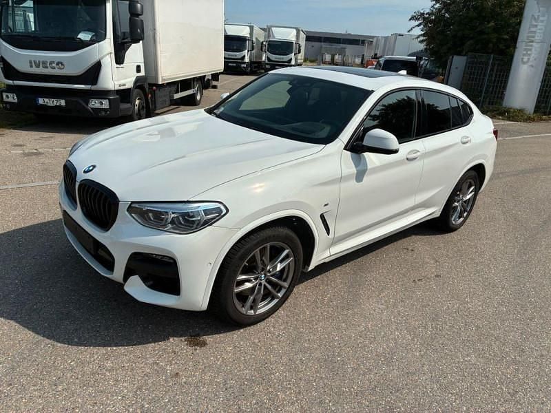 Utilisé 2021 BMW X4 Sport Line SUV | 44 500 € (Prix juste) - Image 1/4