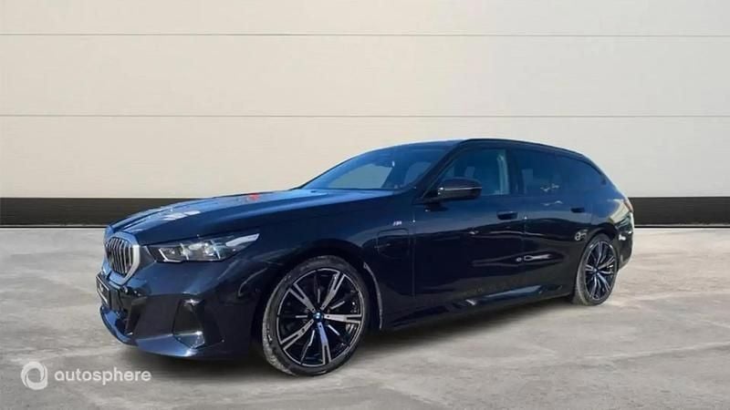 Occasion 2025 BMW 530e M Sport Break | 70 499 € (Prix assez cher) - Image 1/4