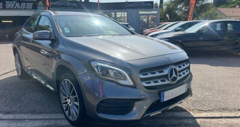 Utilisé 2019 Mercedes GLA220 SUV | 22 990 € - Image 1/4