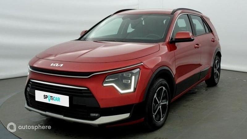 Rouge Occasion 2025 Kia Niro Active SUV | 28 660 € (Prix assez cher) - Image 1/4