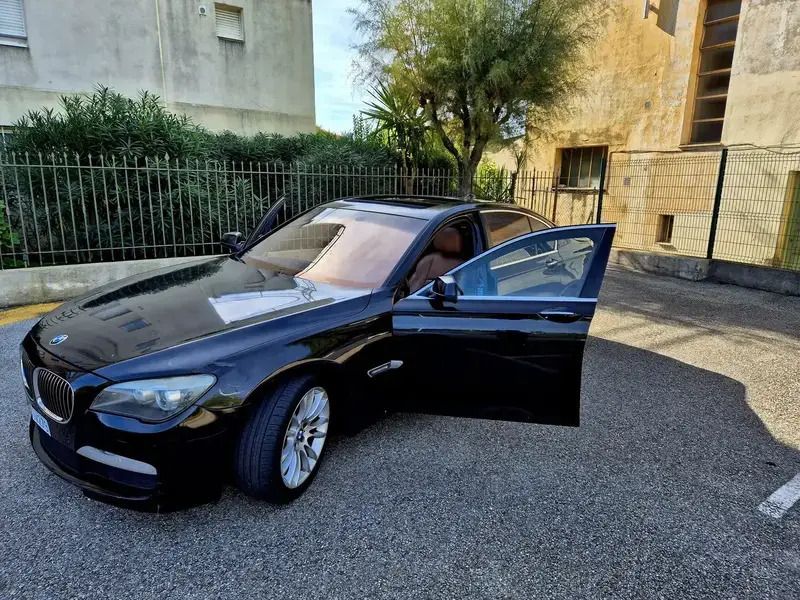 Noir Utilisé 2010 BMW 730 Berline | 11 500 € - Image 1/4