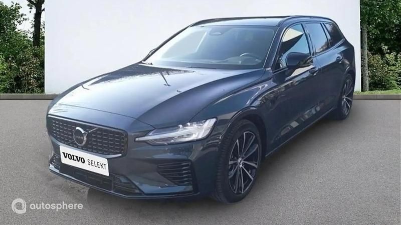 Bleu denim métallisé Utilisé 2025 Volvo V60 Plus Break | 56 990 € (Prix assez cher) - Image 1/4