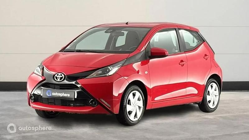 Occasion Toyota Aygo X-play 69 ch (50 kW) 2016 Rouge Citadine