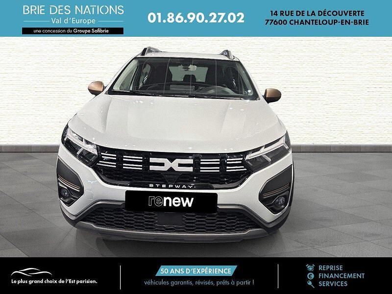 Occasion Dacia Sandero Expression 101 ch (74 kW) 2024 Blanc Citadine