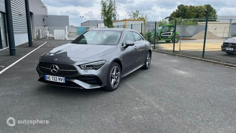 Gris Utilisé 2025 Mercedes CLA250e AMG line Berline | 49 590 € - Image 1/4