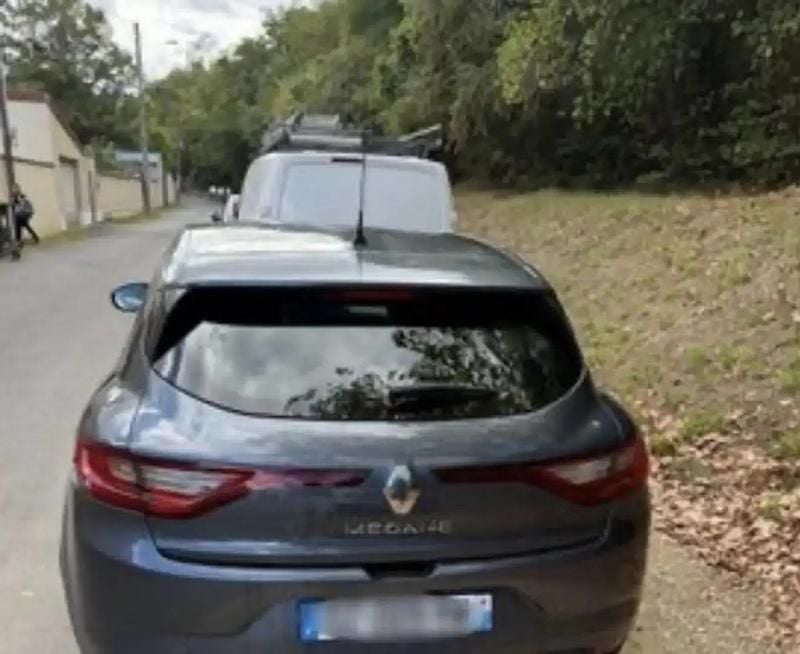 Utilisé 2016 Renault Mégane IV Business Berline | 9 000 € (Prix juste) - Image 1/4
