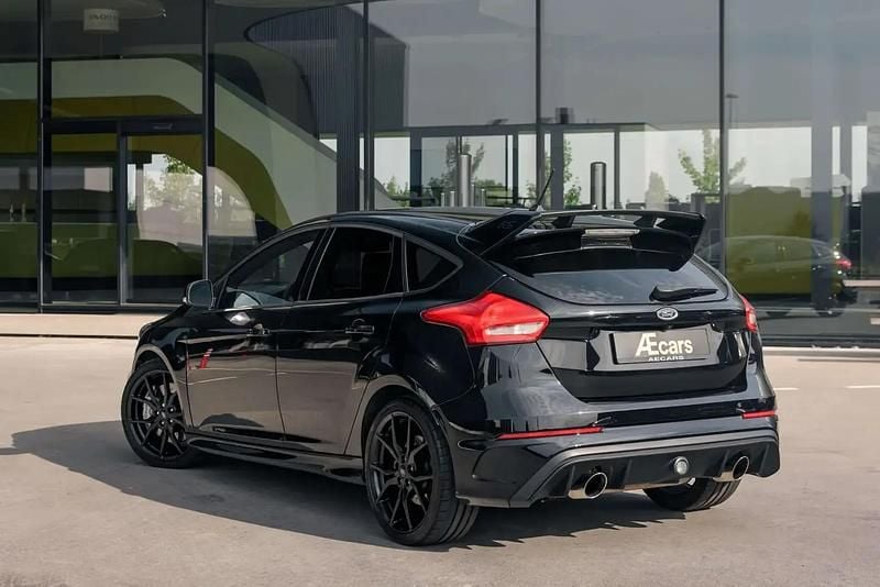 Noir Utilisé 2018 Ford Focus Sport Berline | 31 950 € (Bon prix) - Image 1/4